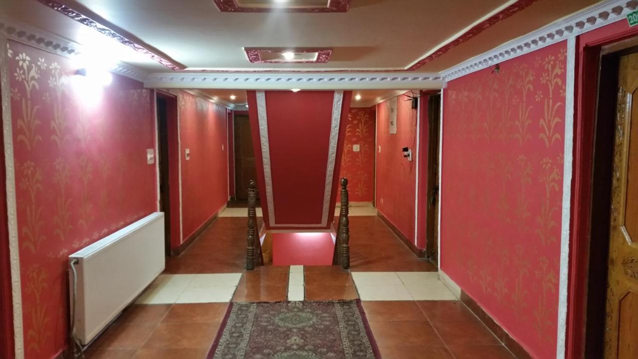 Hotel Gulmarg Inn ภายนอก รูปภาพ